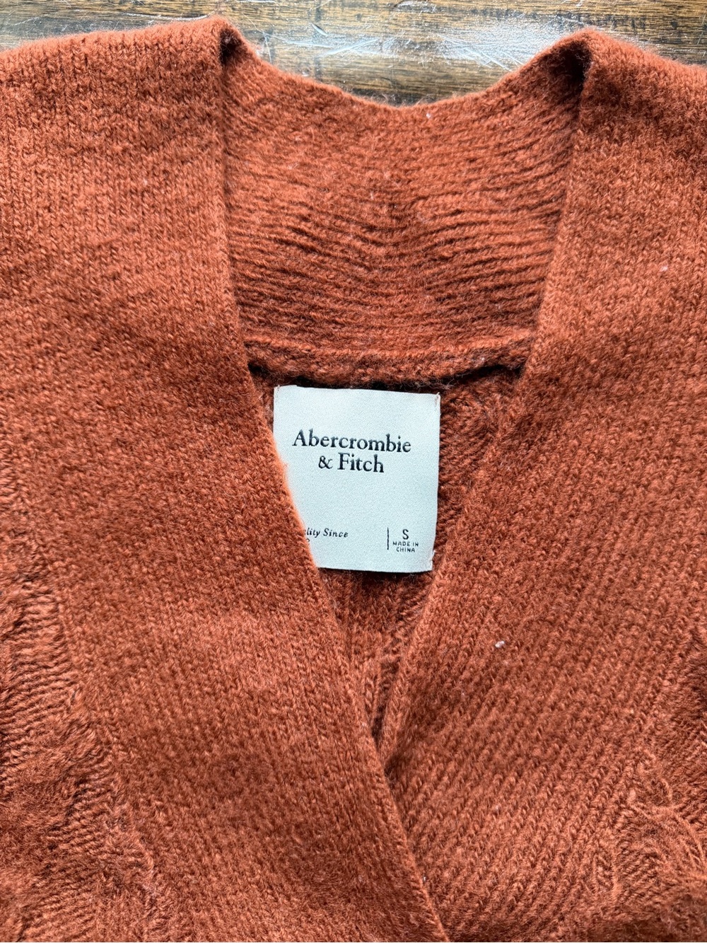 Abercrombie & Fitch Rust Orange Wool Cable Cardigan - Picture 4 of 5